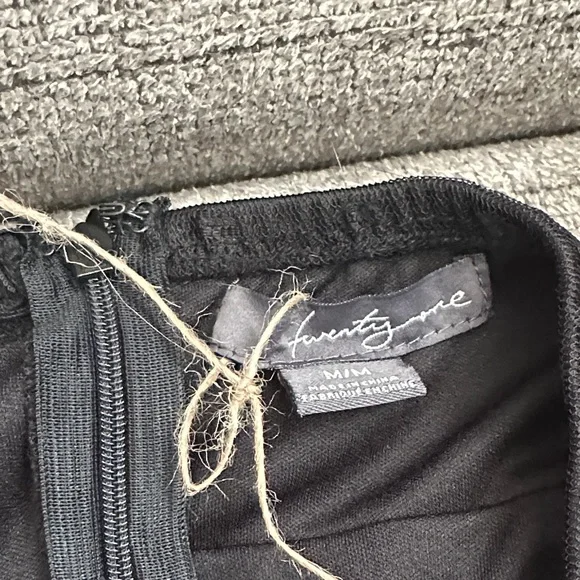 Forever 21 Black Mini Dress - Picture 2 of 2